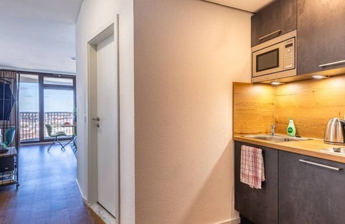 Antonsviertel Apartamento | ☆BRIGHT: Fantastic Views ☆ Augsburg Center | Luxury | Congress | Balcony