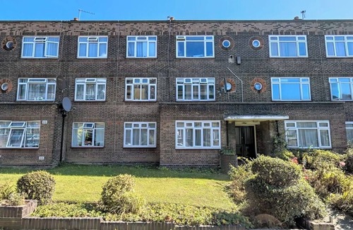 Dudden Hill Apartamento | Bright Flat near Neasden Station