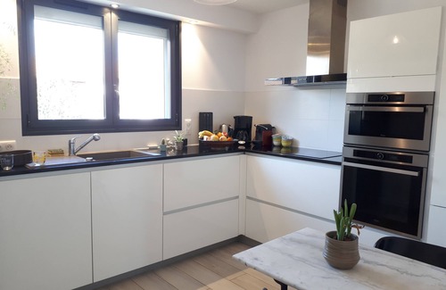 Les Aubes Casa | bright house with swimming pool