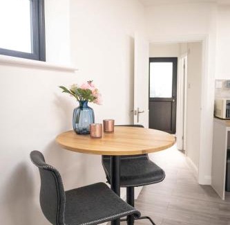 Amersham Apartamento | Bright one bedroom apartment with garden