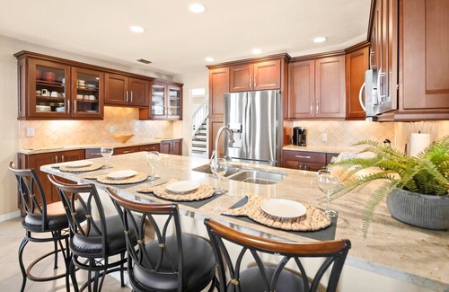 North Naples Casa | Bright & Spacious Naples Home with Resort Amenities!