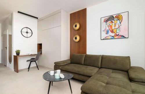 Katowice Apartamento | Bright Studio in Katowice with Parking, Sauna & Gym by Noclegi Renters