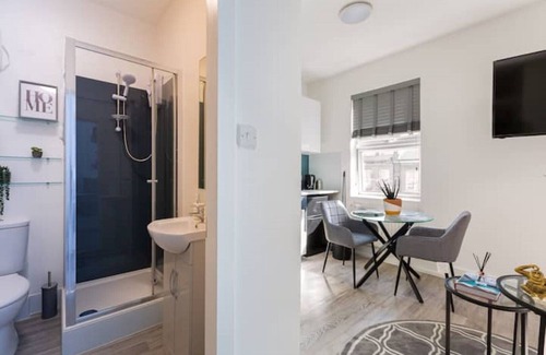 Harrow Road Apartamento | Bright Studio Near Maida Vale, great connection to Central London