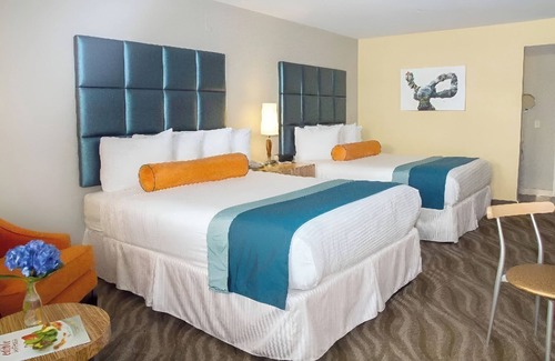 Little Italy Hotel | Bright Suite with Skyline Views in Walkable San Diego Little Italy Hub