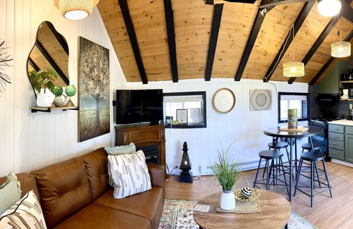 Altmar Cabaña | Cottage Lakefront en Privado Lago otoño y C5 zona de Salmon River, # 1