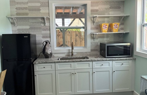 Cumming Casa | Bring the family and enjoy this Lake Front home. with AC, WiFi - Pet friendly