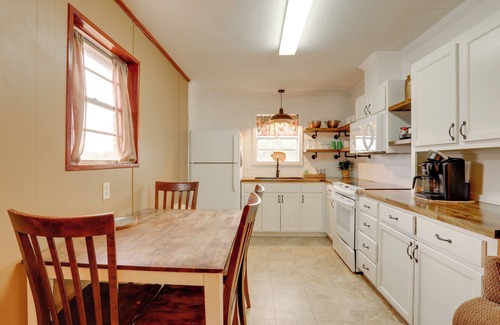 Greers Ferry Casa | Bring Your Boat! Greers Ferry Lake Home w/Slip