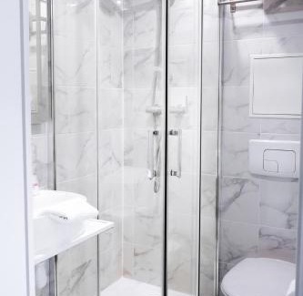 Taissy Hotel | Brit Hotel Essentiel REIMS Taissy