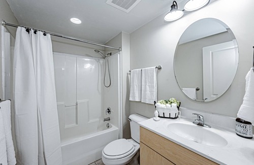 Monroe Ward Apartamento | Broad Street Historic - Walk to restaurants/bars