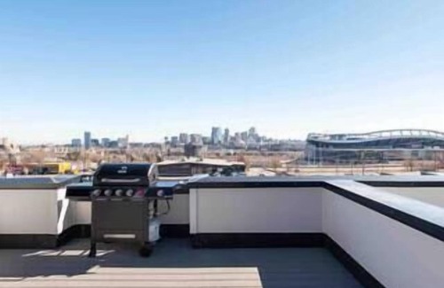 Sloan Lake Casa | Broncos Gem | Modern Home with Rooftop Views