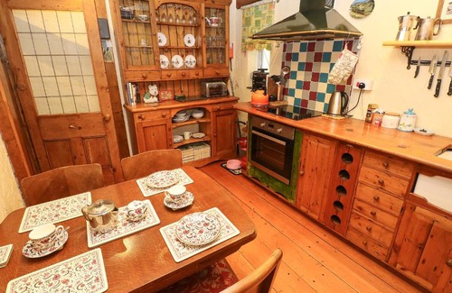 Margam Casa | Brook Cottage