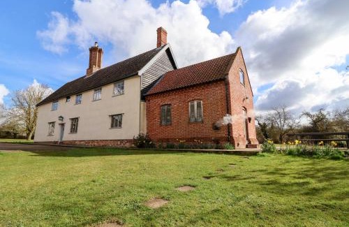 Harleston Casa | Brook Farm