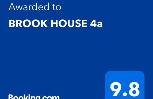 Llangollen Casa | BROOK HOUSE 4a