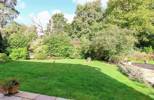 Ipswich Cabaña | Brook Lodge