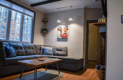 Goshen Casa | Brook Road Cabin