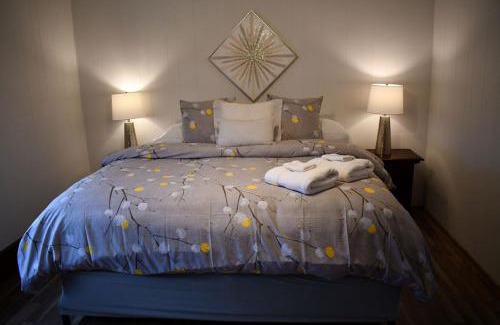 Goshen Casa | Brook Road Condo