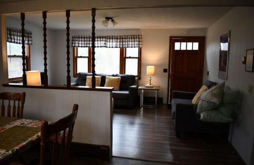 Goshen Casa | Brook Road Condo