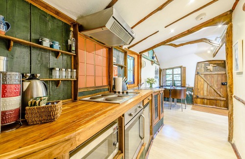 Mitcheldean Cabaña | Brookbank Folly