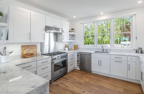 Brooklin Casa | Brooklin House + Penthouse: magical location, deluxe property, stunning views.