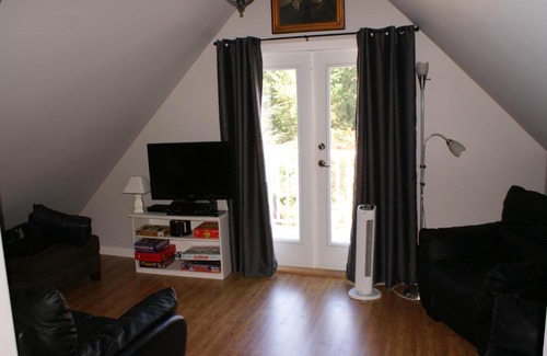 Powell River Casa | Brookshire Guest House