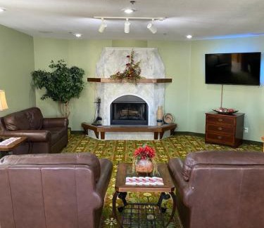 Branson Hotel | Brookwood Inn Branson