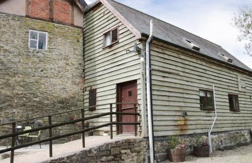 Montgomery Casa | Broughton Stables