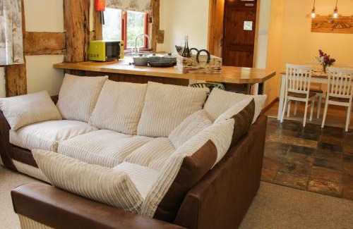 Montgomery Casa | Broughton Stables