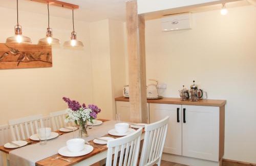 Montgomery Casa | Broughton Stables