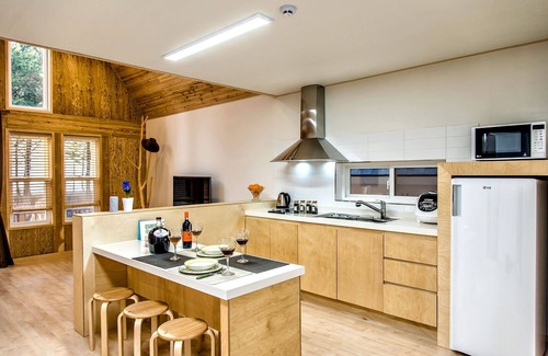 Aewol Casa | Browncabin Pension