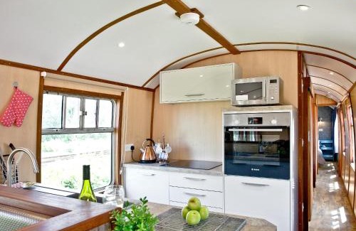 Dawlish Warren Cabina | Brunel Boutique Railway Carriage 5