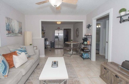 Harlandale Casa | Brunswick Bungalow – 6ppl