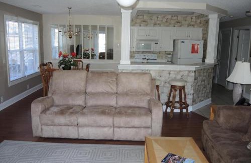 Calabash Villa | Brunswick Plantation Family Villa 1609