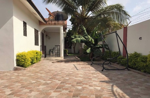 Brusubi Apartamento | Brusubi 2-beds, Sleeps 6, Pet Friendly & Parking