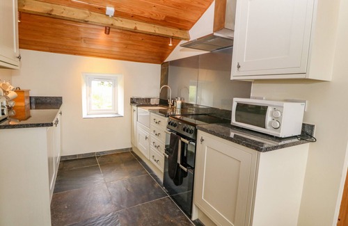 Caernarfon Cabaña | BRYN DERWEN, family friendly, with open fire in Penygroes