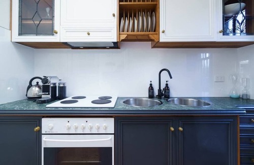 Leura Cabaña | Bryn-y-Mor Cottage/ Romantic / Fireplace/Couples