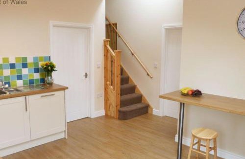 Bontnewydd Casa | Brynheulwen