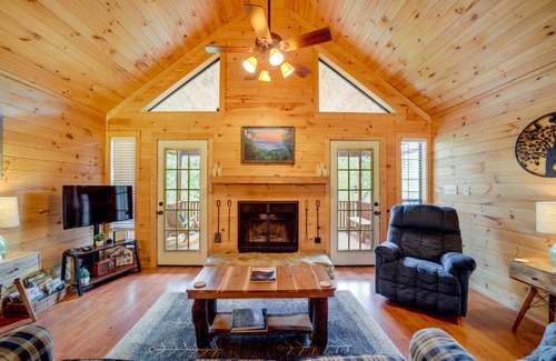 Bryson City Casa | Bryson City Vacation Rental - Hot Tub and Lake Views