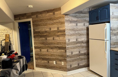 Dufferin Grove Casa | BSMT APT in Dufferin Grove 2 Mins to Subway