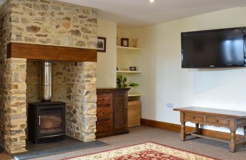 Northleigh Casa | Bucknole Farm - The Old Shippon