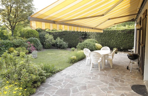 Seynod Casa | Bucolic, quiet house with terrace and garden near Annecy