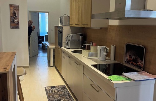 Nepszinhaz negyed Apartamento | Budapest City Apartments para grupos