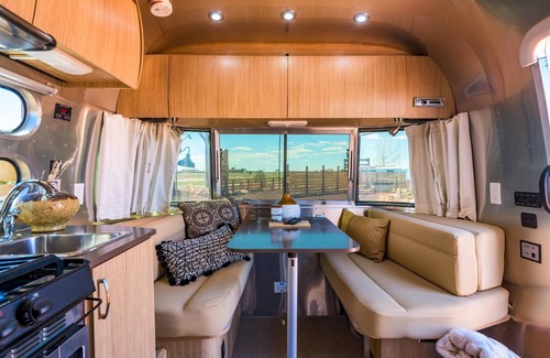 Valle Casa | Buddy Airstream with Private Hot Tub (Unit A) - Airstream Bambi Flying Cloud 2019 & Avion Travel Trailer Airstream
