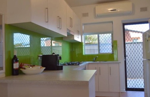 Largs North Apartamento | Alojamiento económico junto a la playa