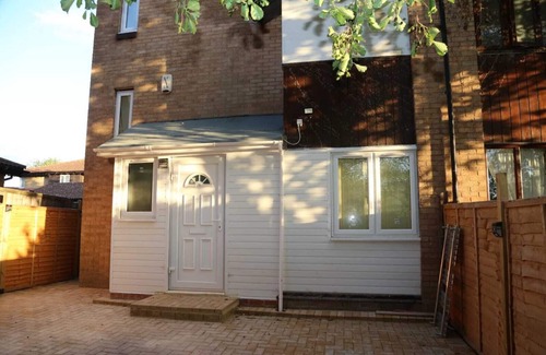 Thamesmead East Chalet De Esquí | Budget Ensuite Room in Thamesmead
