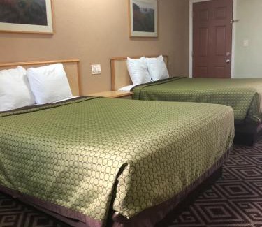 Laytonville Hotel | Budget Inn - Laytonville
