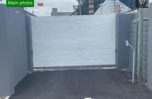 Berea Casa | Budget Room 1