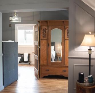 Alton Casa | Bulls Head Inn Rooms