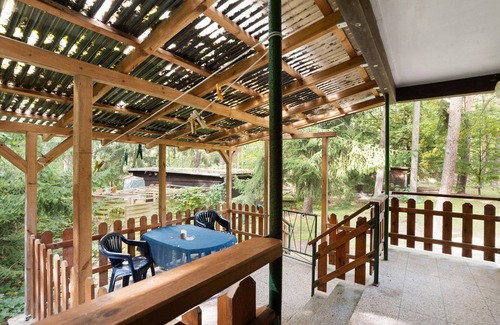 Quitzdorf am See Casa | Bungalow '14 - Finnhütte' with Private Terrace and Shared Garden