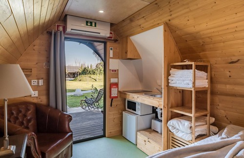 Ronfe Casa | Bungalow Cultura con jardín compartido y aire acondicionado