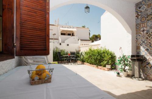 Mil Palmeras Apartamento | Bungalow en Mil Palmeras a 3 min de la Playa